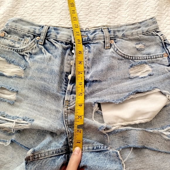 Free People We The Free Maggie Light Stone Distressed Shorts Sz 28 - Picture 8 of 9